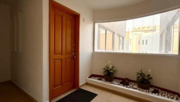 Depto amplio, iluminado, a un Lado de Satélite y Mundo E