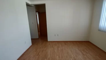 Depto amplio, iluminado, a un Lado de Satélite y Mundo E