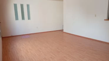 Depto amplio, iluminado, a un Lado de Satélite y Mundo E